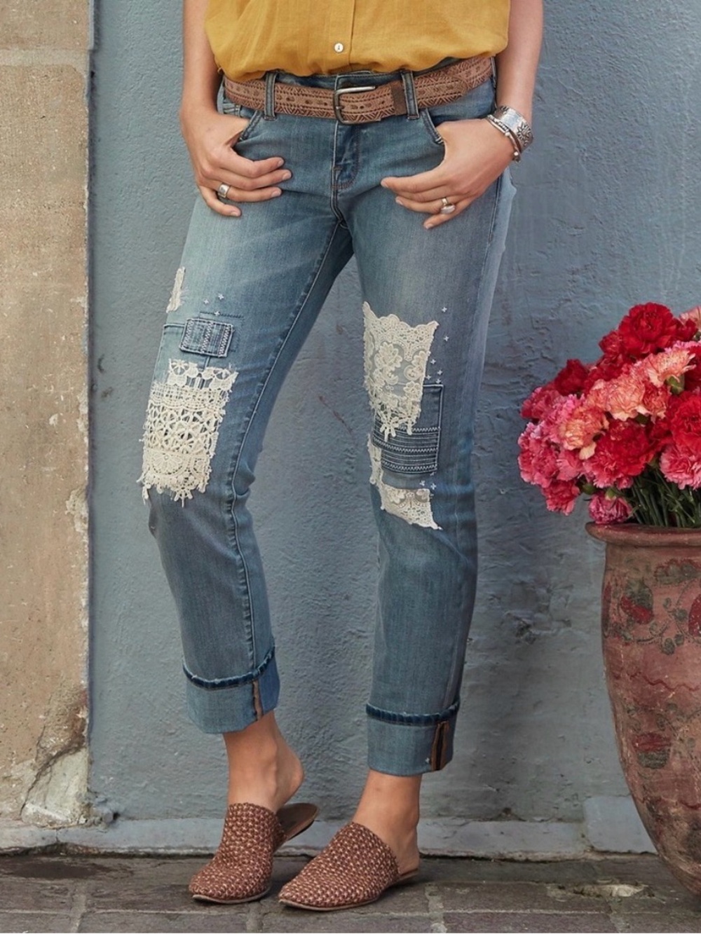 Sundance Magnolia Lace Embellished Jeans Size 28 - Picture 3 of 15